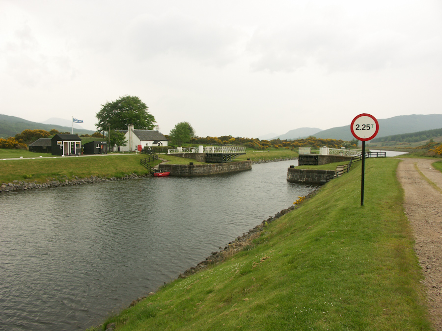 Caledonian Canal, Moy Swing Bridge